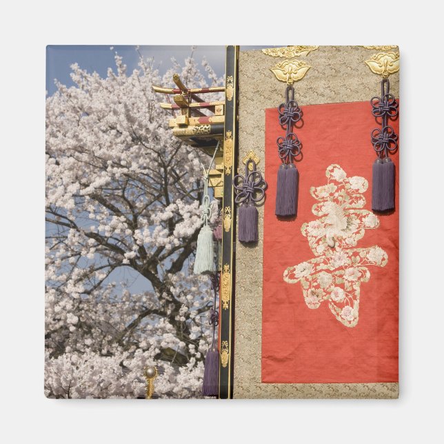 Körsbärsblomstrande träd och silkesbroderi av magnet (Framsidan)