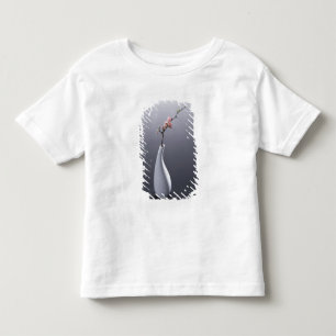 Körsbärsröd blommar i vas t shirt