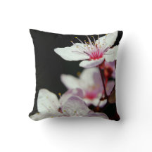 Körsbärsröd blommardekorativ kudde