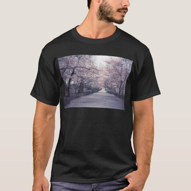 Körsbärsröda blommar t-shirt (Framsida)