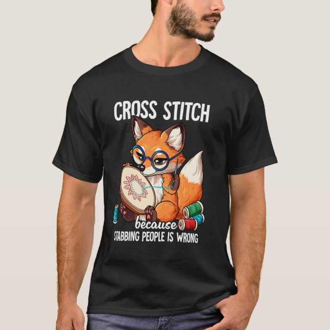Korsstygn För Att Sticka Människor Är Fel T Shirt (Framsida)