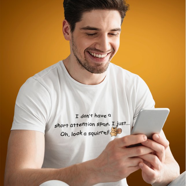 Kort Attention Span Squirrel T-Shirt (Skapare uppladdad)