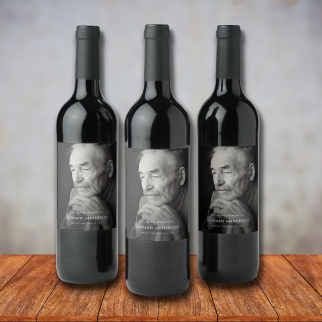 Kortkommando för memorandumet eller Funeral Photo  Vinflaska Etikett (Skapare uppladdad)