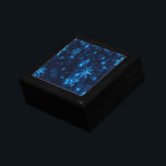 Kortrutan Deep Blue & Bright Snöflingor Smyckeskrin<br><div class="desc">God jul firande med denna punkt. Den här designen ser bra ut på alla produkter. ⭐ PERSONALISERA den här mallen med teckningen. ⭐ REDIGERA det ytterligare om du vill göra fler ändringar. ⭐ Överför den här designen till valfri produkt. Besök alla mina butiker på bit.ly/SandyspiderStores (klipp ut och klistra in)....</div>