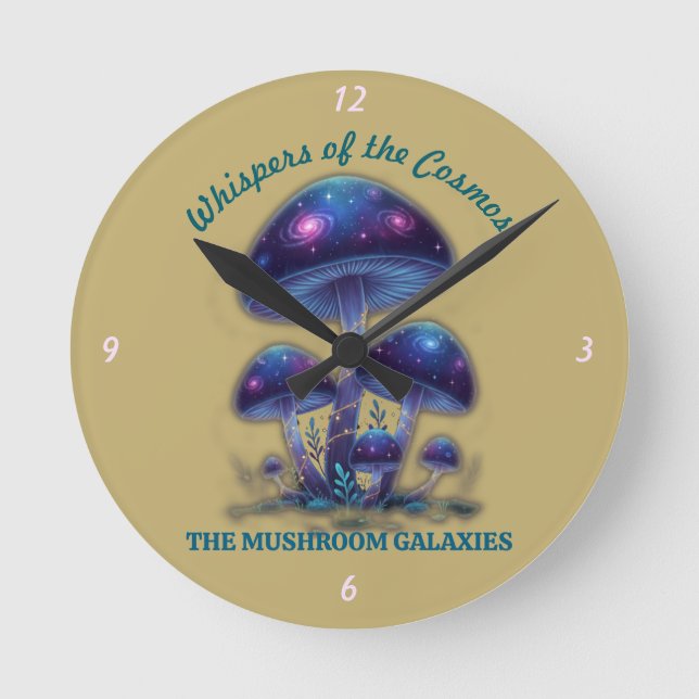 Kosmiskt galaxsvamp • Whimsical Fantasy Fungi  Rund Klocka (Framsida)