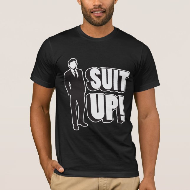 Kostym upp! t-shirt (Framsida)