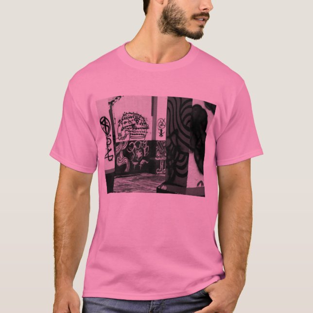 Kota Kinabalu grafitti T Shirt (Framsida)