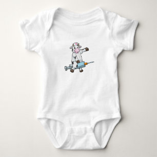 Kow som sjuksköterska med hjärta och spruta t shirt