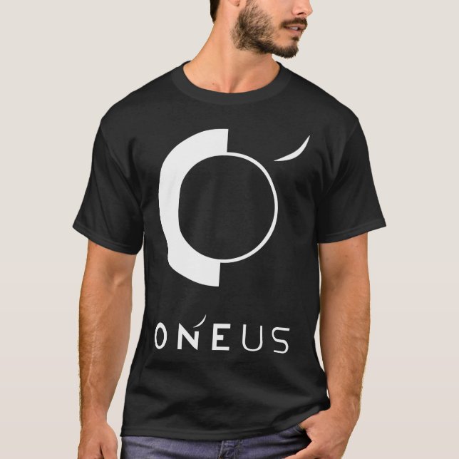 KPOP BOY GROUP ONEUS LIGHT US Classic T-Shirt (Framsida)