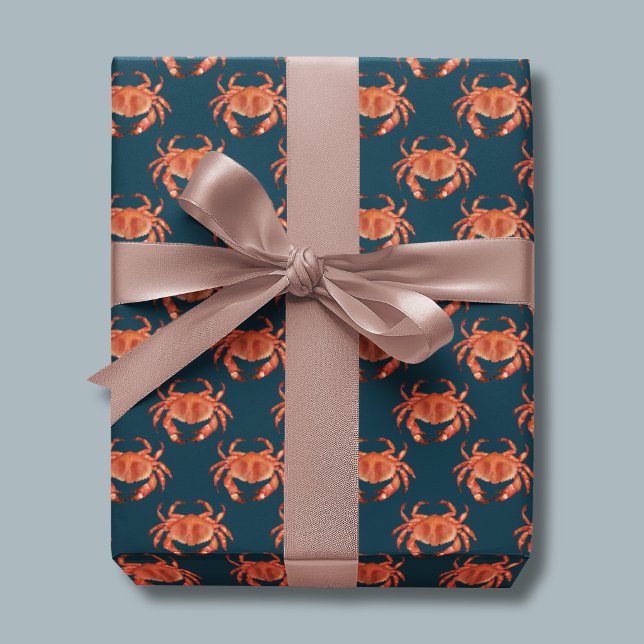 Krabbar Strandmönster Presentpapper (Brown crab wrapping paper on navy blue background)