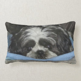 Kraftfull marionettfyllning av Shih Tzu Lumbarkudde