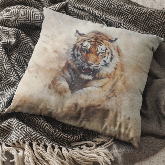 Kraftfull tigerblåsning Sands Safari-djungeln Kudde (Skapare uppladdad)