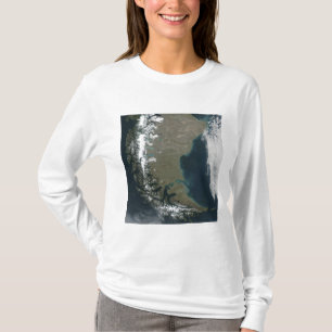 Kraftfullen, snö-capped Andes T-shirt