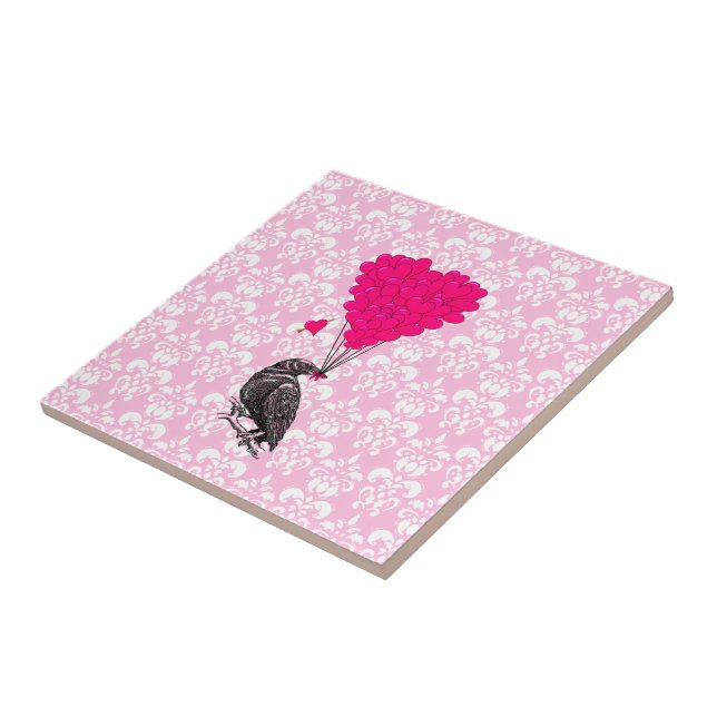 Kråka och hjärta på rosa damm kakelplatta (Sidan)