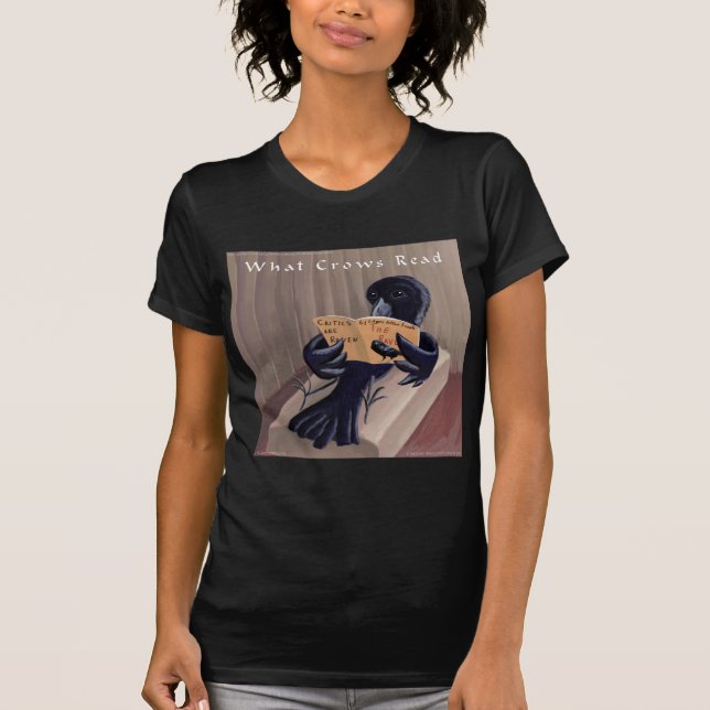 Kråka som läser "Korpen" roligt Tee Shirt (Framsida)