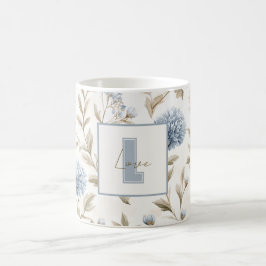 Krämbruna blå blommor monogram initial kärlek kaffemugg