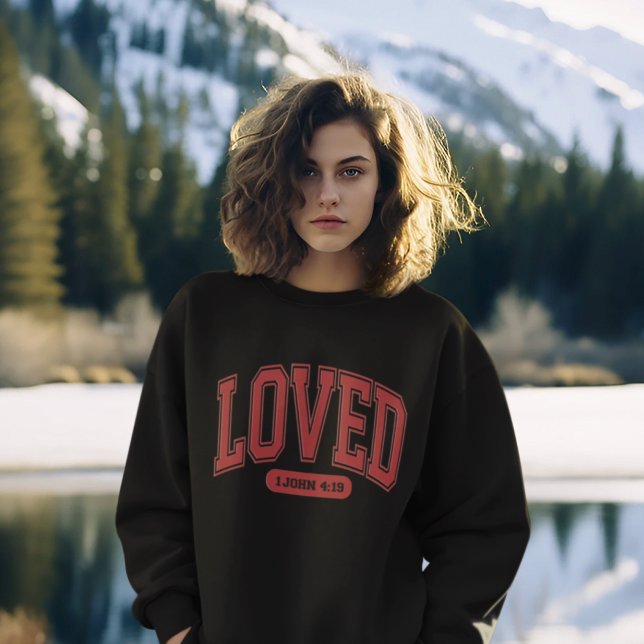 KRÄVDA AV CHRIST Valentine Scripture Women's Black T Shirt (Skapare uppladdad)