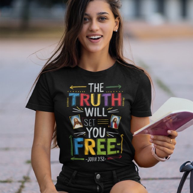 Kräver befrielse: sanningen obildad t shirt (Skapare uppladdad)