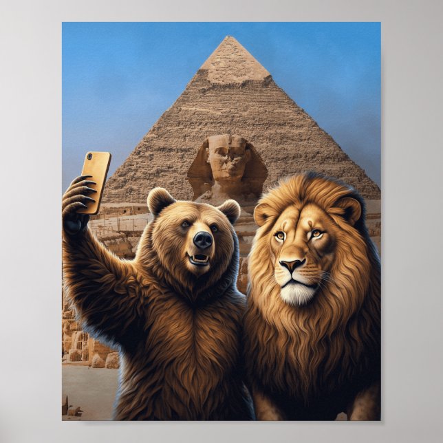 Kreativ funny Lejon och Bear Selfie Poster (Framsidan)