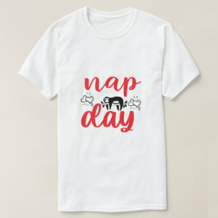 Kreativ röd svart stilkonst t shirt