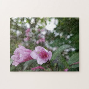 Kreativ vild blomsterpromenad fotopussel