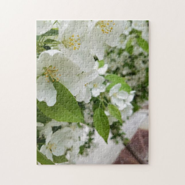 Kreativets vita blomma träd fotopussel (Vertikal)