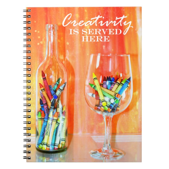 Kreativitet tjänas som här anteckningsbok med spiral (Framsidan)