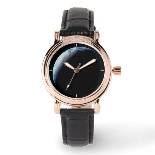 Krescerande jord som tagits från Apollo 4-Uppdrag. Armbandsur