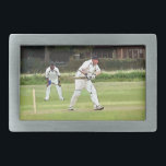KRICKET<br><div class="desc">En enkel konst av en Söndag eftermiddags-kricketmatch.</div>