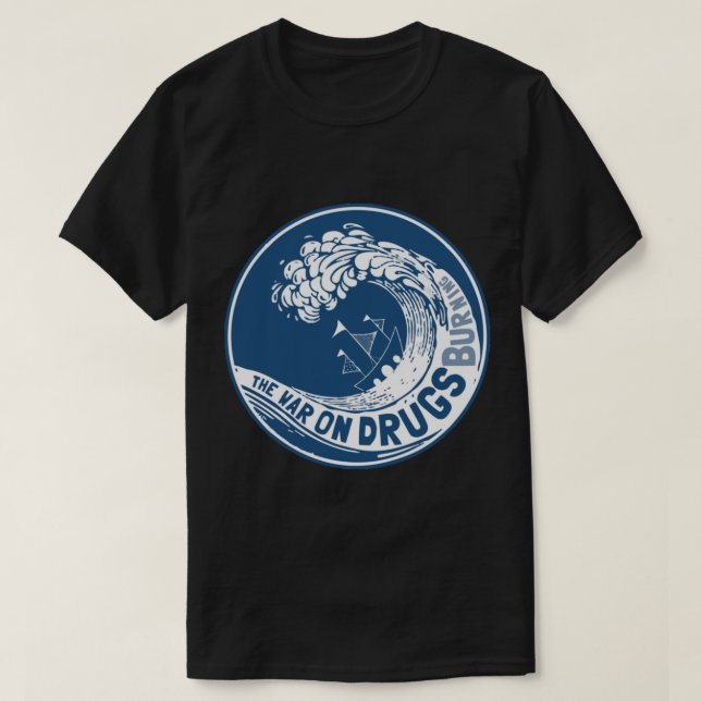 Krig om narkotika av avgörande betydelse T-Shirt (Design framsida)