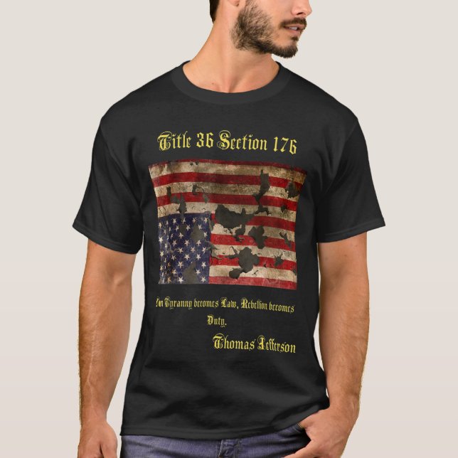Krig Torn American Flagga Distress uppifrån och ne T Shirt (Framsida)