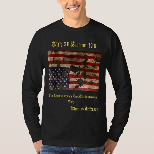 Krig Torn American Flagga Distress uppifrån och ne T Shirt (Framsida)