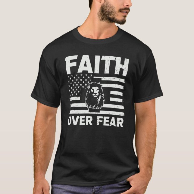 Kristus tro över rädslans Religiösa Lejon av T Shirt (Framsida)