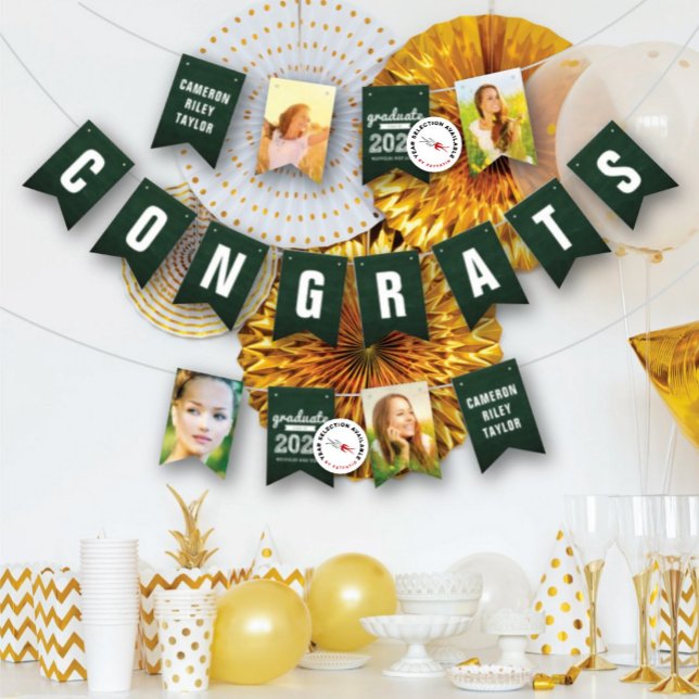 Krita Skiss Klass 2026 Foto Examenstårtfest Vimplar (Chalkboard Sketch Class Of 20YY Photo Grad Party Bunting Flags by fat*fa*tin @ Zazzle)