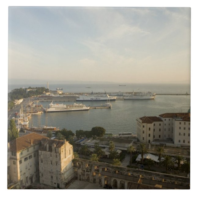 Kroatien, Dalmatien, Split. Utsikt över Riva Kakelplatta (Framsidan)