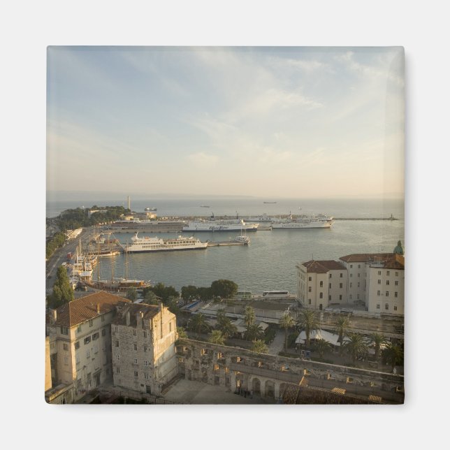 Kroatien, Dalmatien, Split. Utsikt över Riva Magnet (Framsidan)