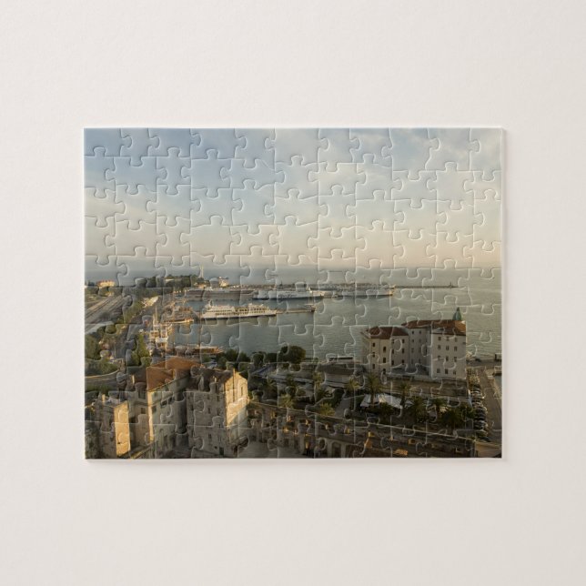 Kroatien, Dalmatien, Split. Utsikt över Riva Pussel (Horisontell)