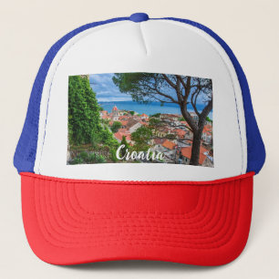 Kroatiska staden Omis Keps