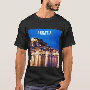 Kroatiska staden Sibenik på natten T-Shirt
