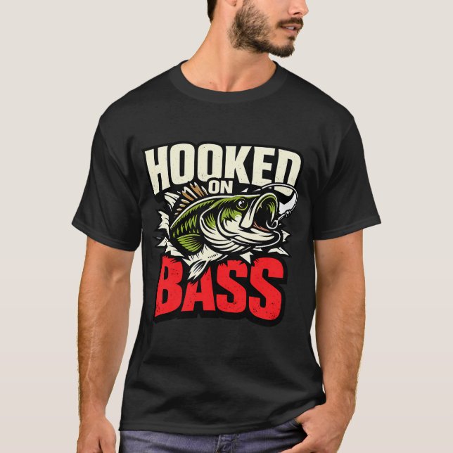 Krok, Line, och Tomte – Rolig Fiskande Tomte Illus T Shirt (Framsida)
