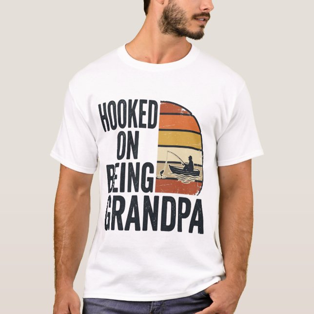 Krokat på att vara farfar fiske Retro Vector Desig T Shirt (Framsida)