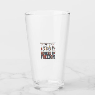 Krokat På Frihet Patriotisk Fisketröja Design_1 Glaskopp