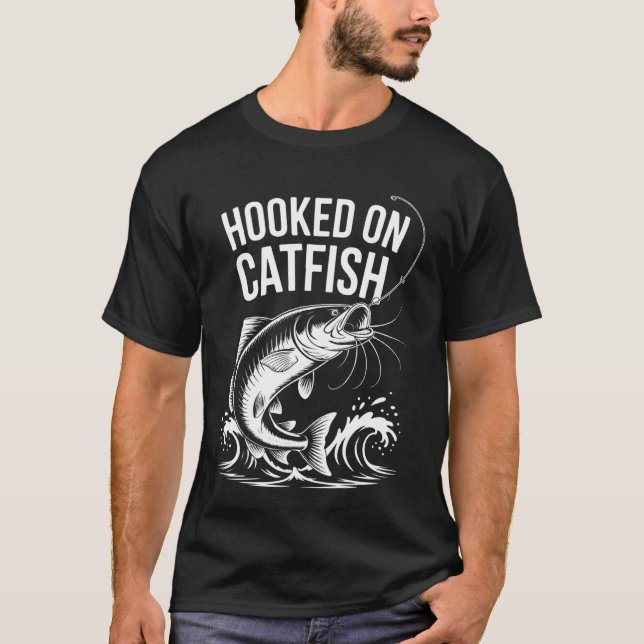 Krokat På Mal Retro Fiske Citat T Shirt (Framsida)