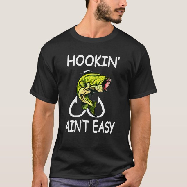 Krokning Är Inte Lätt Grafisk Fiske T Shirt (Framsida)