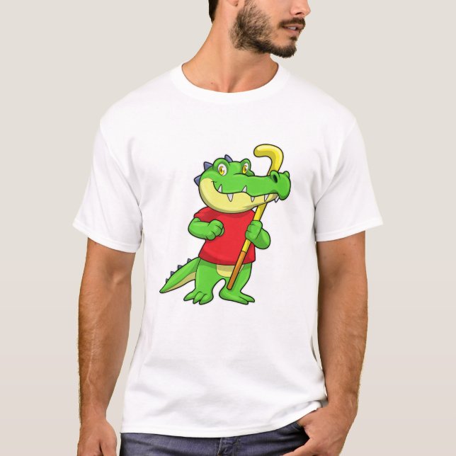 Krokodil i Fält hockey med hockeypil T Shirt (Framsida)