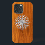 Krom nautisk kompass vid utskrift av toppventil<br><div class="desc">Ett modernt nautiskt silver-krom, som applicque stil på en teak-träskekor för en anpassningsbar telefonväska som alla på eller utanför båten kommer att njuta av. Använda länken "Be den här designern" om du vill kontakta oss med dina speciella designförfrågningar eller om du behöver hjälp med något av dina anpassningsprojektbehov.</div>