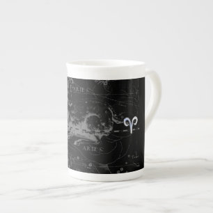 Krom som Aries Zodiac Symbol på Hevelius 1690 Benporslin Mugg