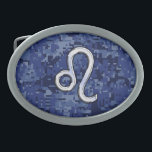 Krom som Leo-skylt på marinblå digitalkamera<br><div class="desc">En silver-krom som Leo zodiac-symbol på en marin blå digitalkamouflage-bakgrund. En modern stadsfärdighetsdesign för en underbar anpassningsbar-födelsedagspressidé. Använda länken "Be denna designer" för att kontakta oss med dina speciella designförfrågningar eller för att få hjälp med dina anpassningsbehov.</div>