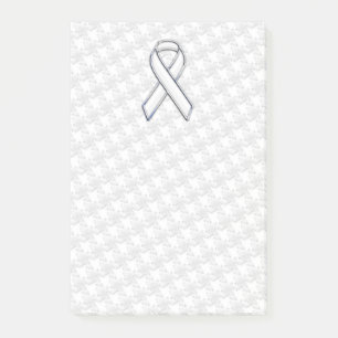 Krom vit på vit banans medvetandehöjdpunkt post-it block