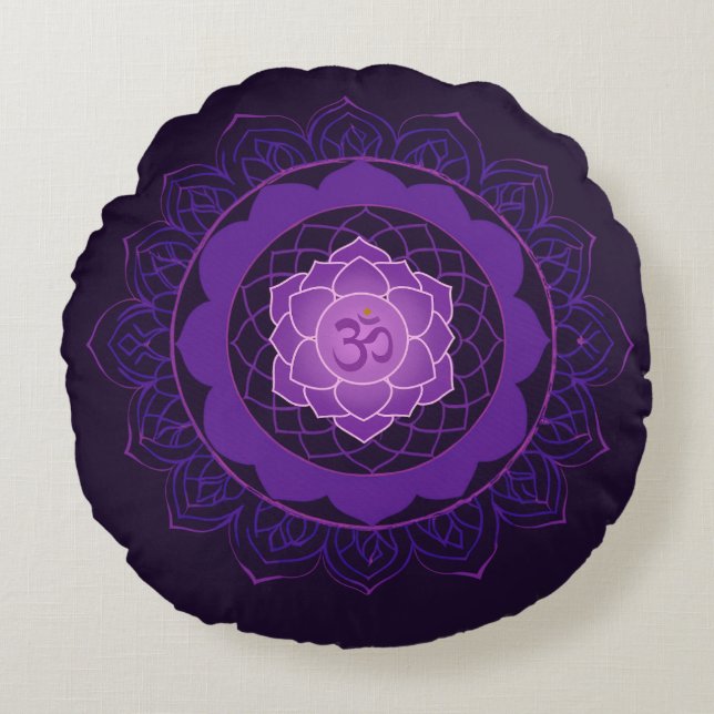 Krona Chakra Mandala-Sahasrara With Om Lila Rund Kudde (Framsidan)